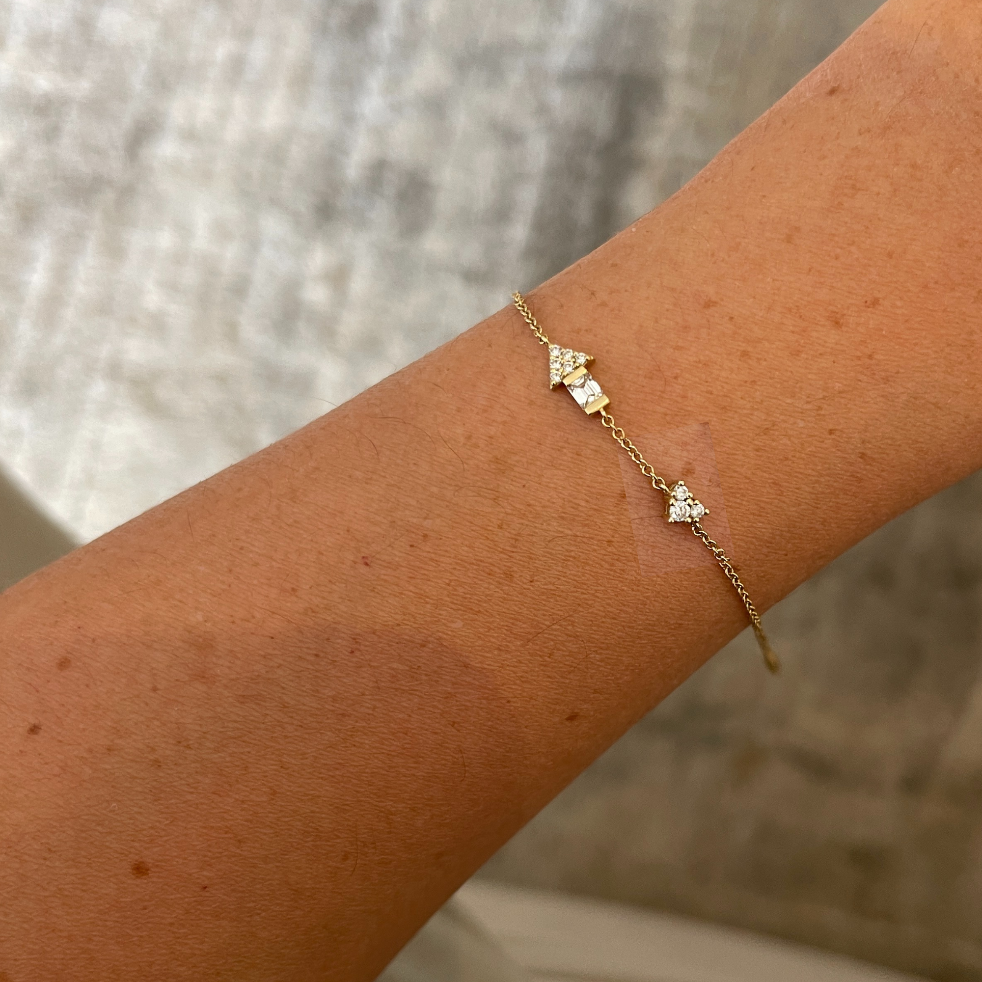 צמיד אלמנטים קטנים משובצים