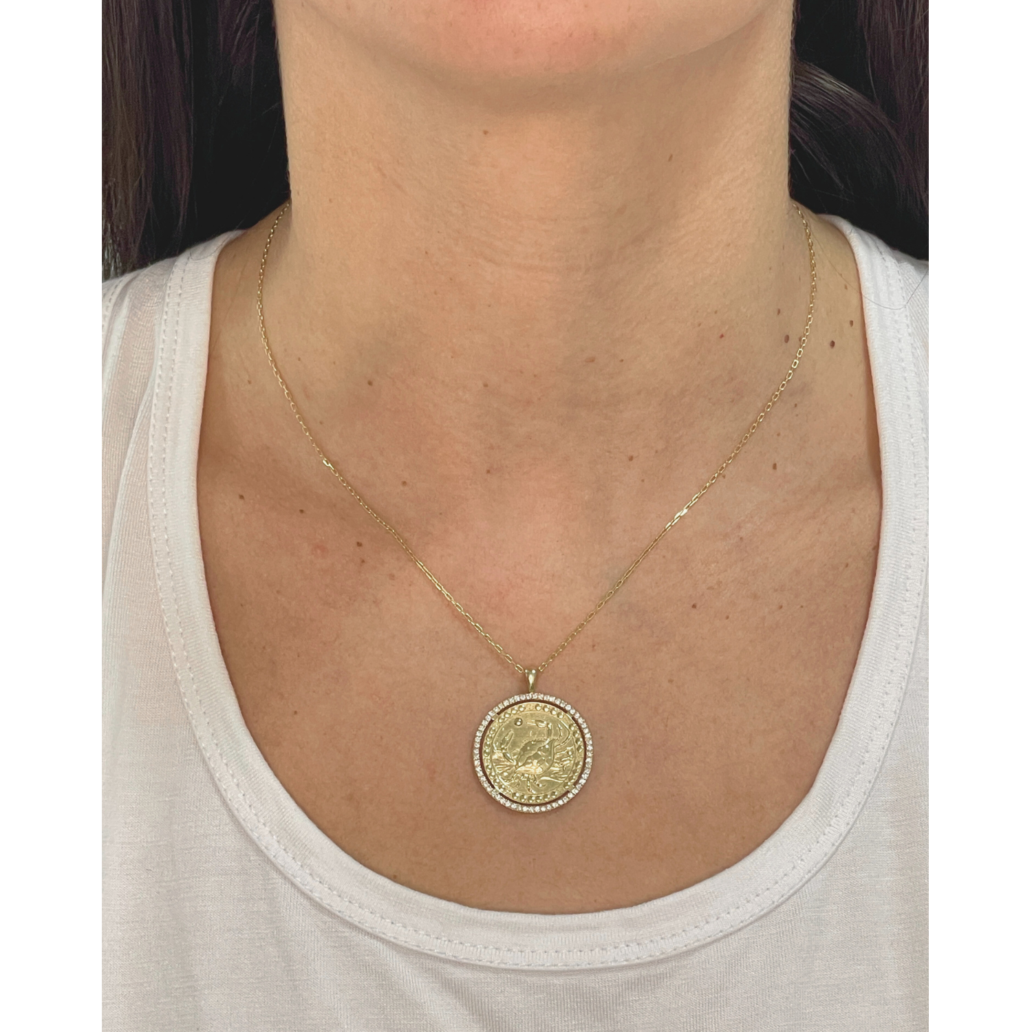 קמע מזל סרטן עם שיבוץ היילו ביהלומים לבנים