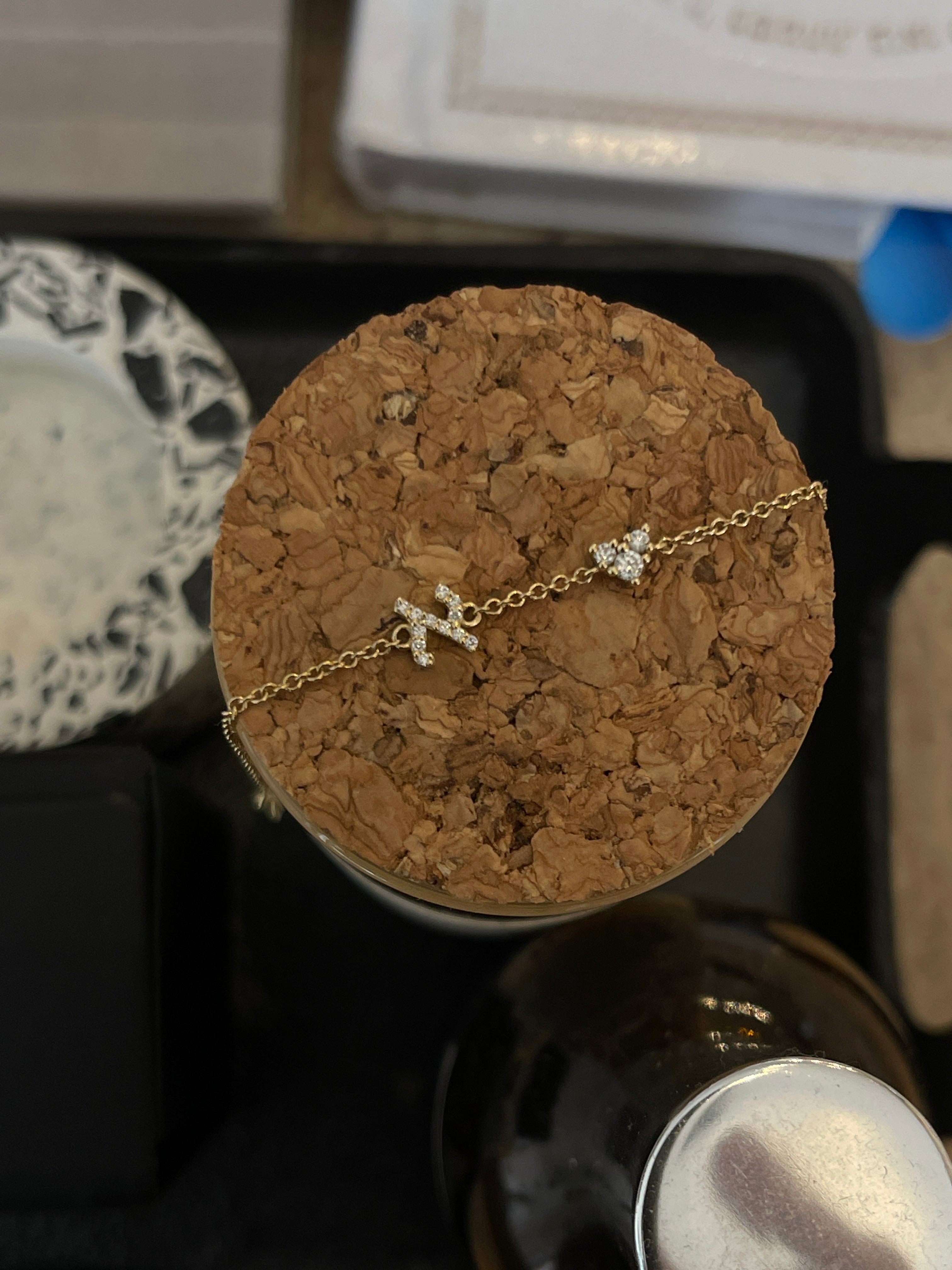 צמיד אות עברית קטנה חלקה