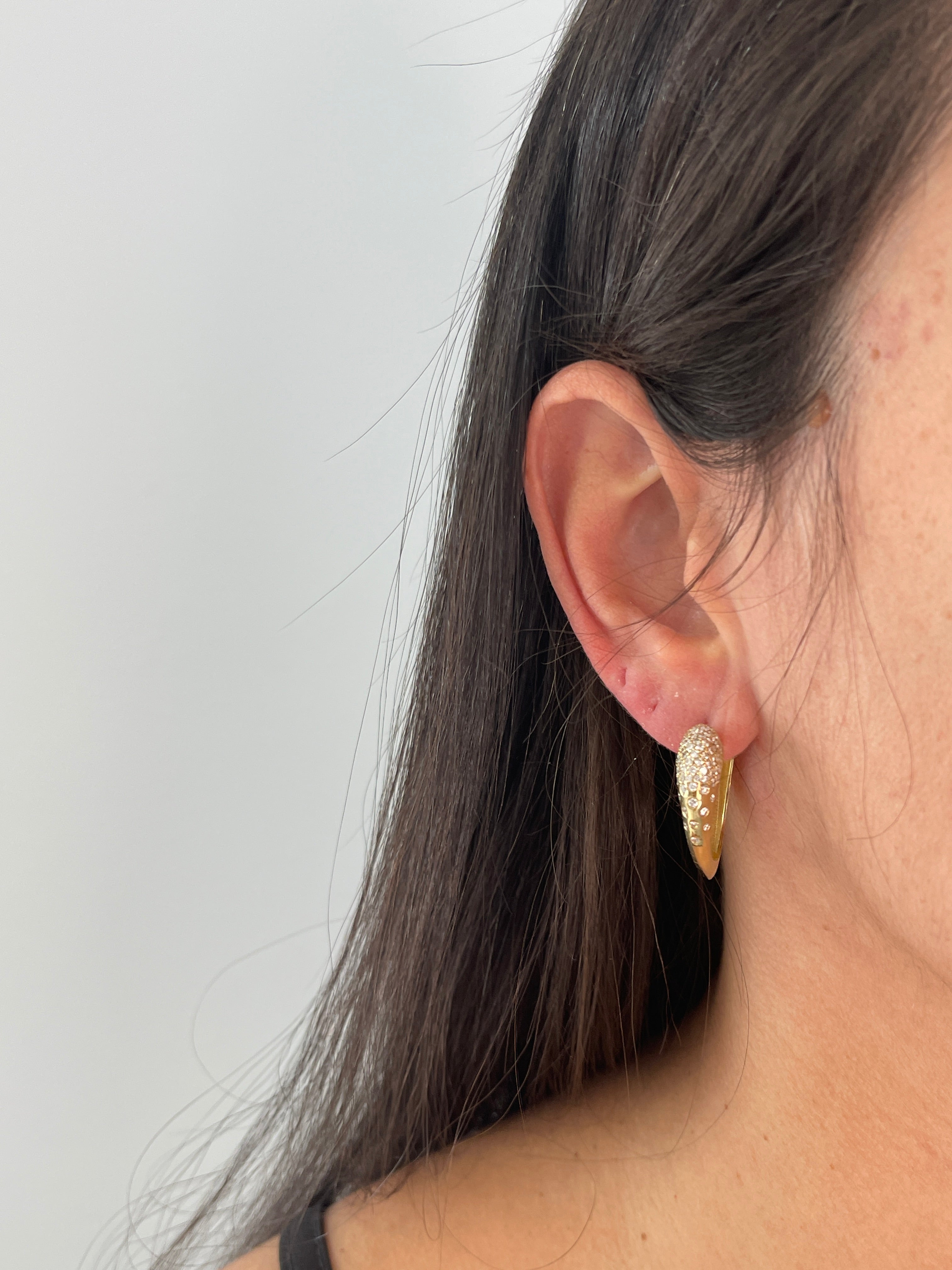 עגילי לב משובצים דו-צדדי מתהפך Éternal Heart Hoops