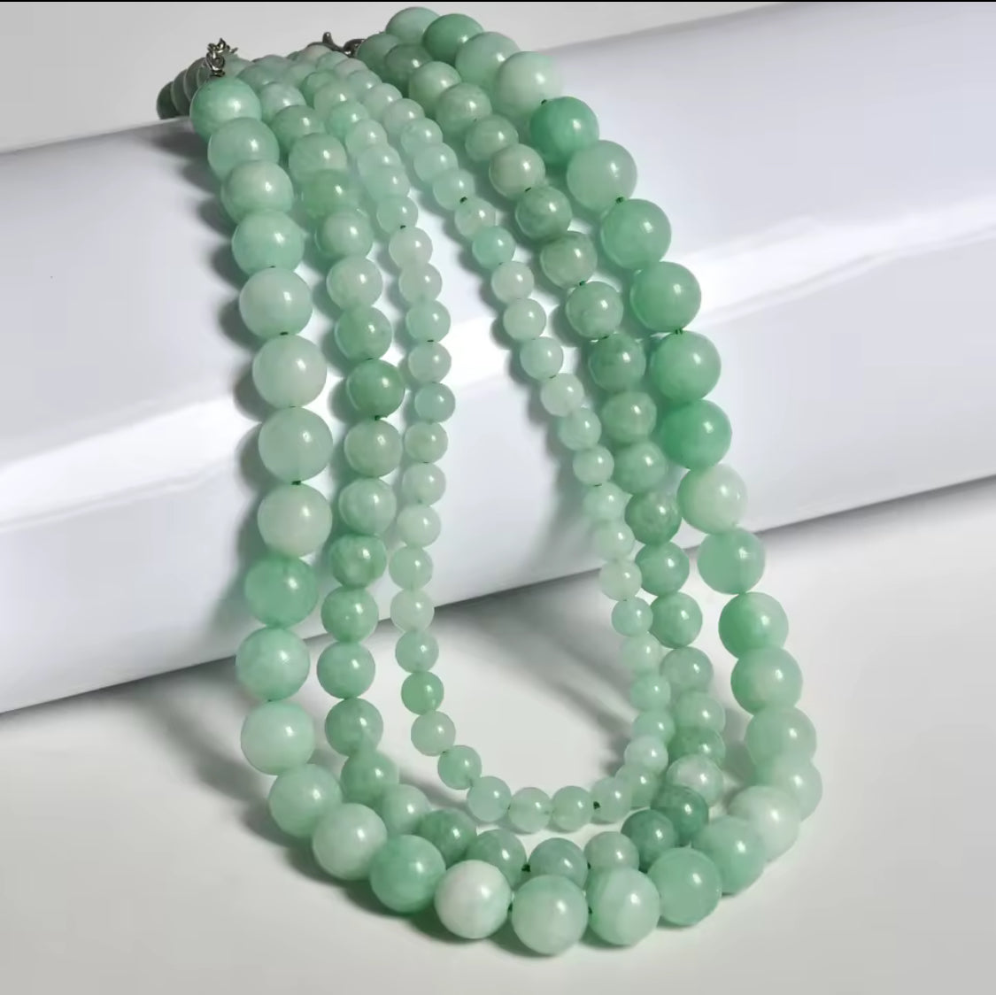 שרשרת אבן חן ג׳ייד טבעית 8 מ״מ