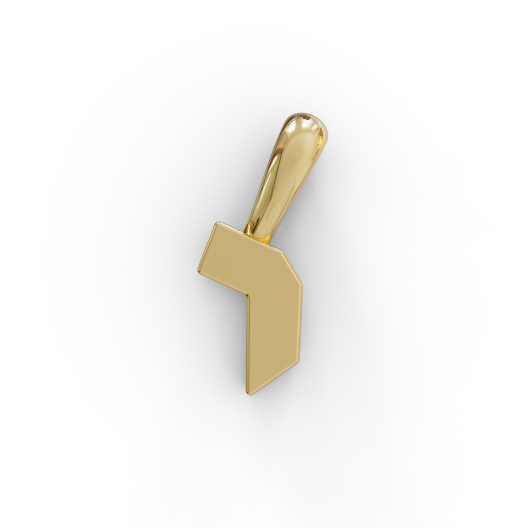 תליון אות קטנה חלקה